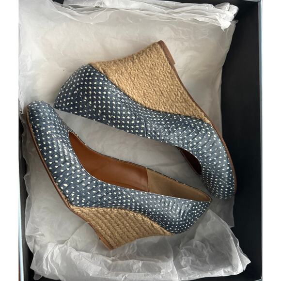 NIB Lanvin Snakeskin Embossed Dotted Espadrille Wedges in Bleu Marine - Picture 1 of 12
